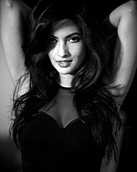 Riya Sen